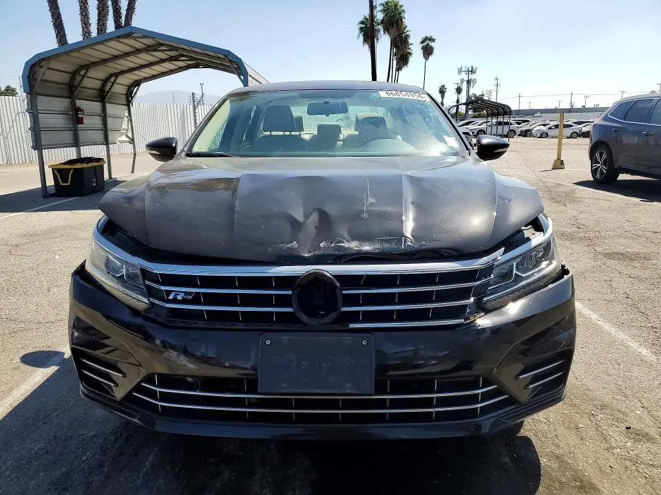 2016 VOLKSWAGEN PASSAT S  