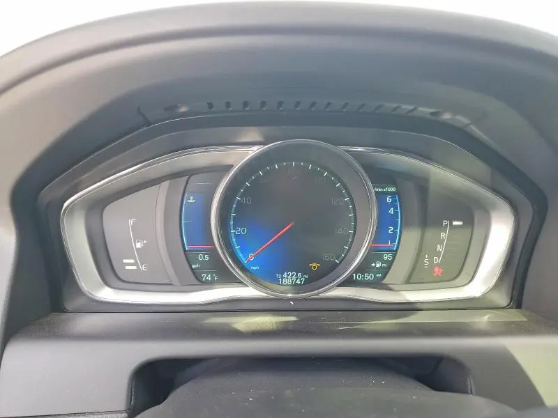 2014 VOLVO XC60 T6  