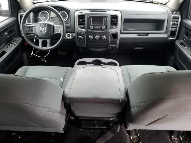 2016 RAM 1500 ST