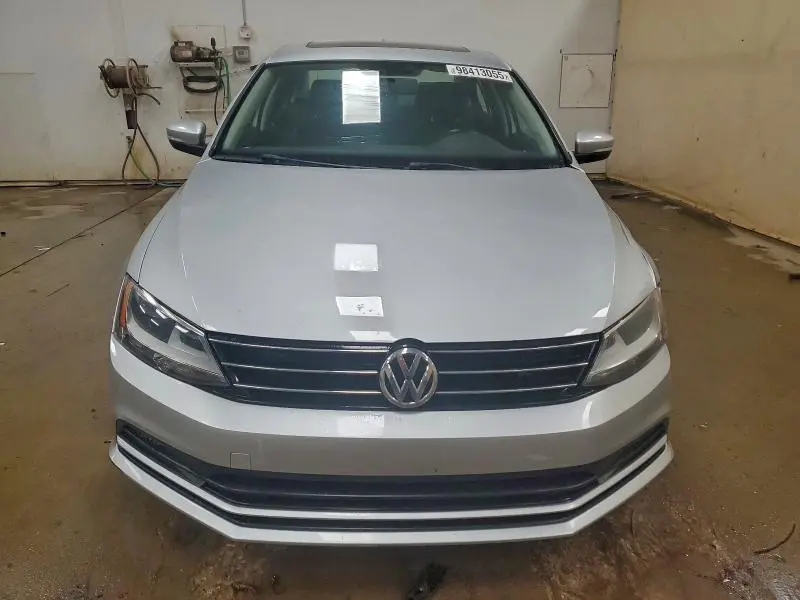2015 VOLKSWAGEN JETTA SE  