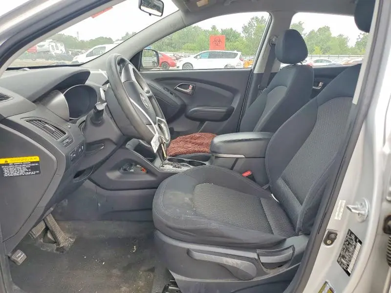 2011 HYUNDAI TUCSON GL  
