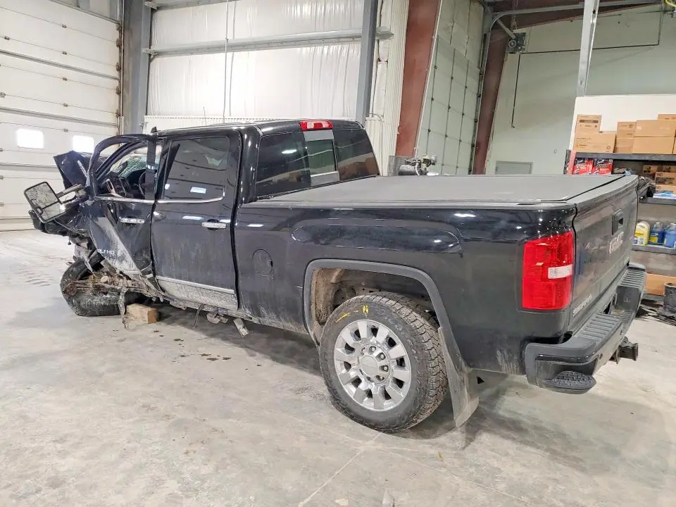 2018 GMC SIERRA K2500 DENALI  
