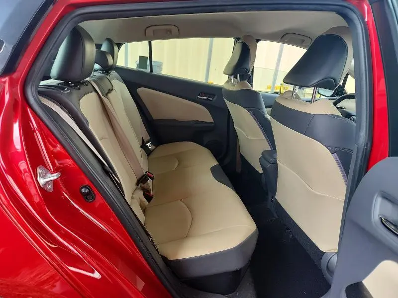 2018 TOYOTA PRIUS FOUR  