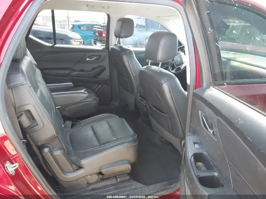 2021 CHEVROLET TRAVERSE FWD RS
