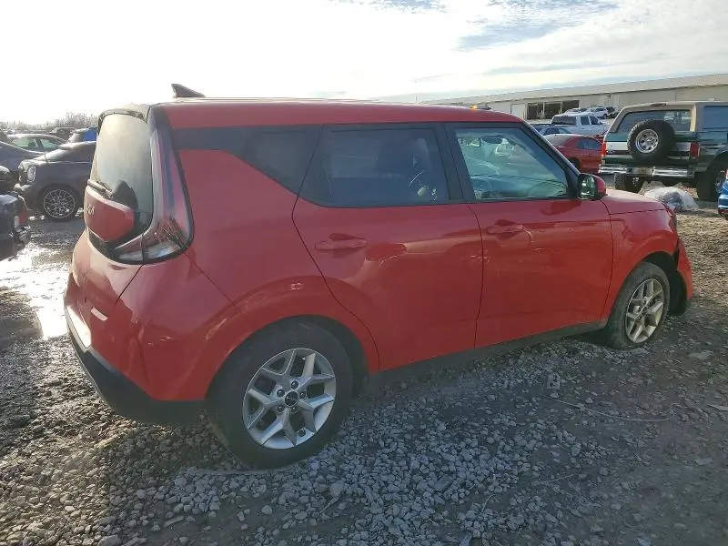 2023 KIA SOUL LX  