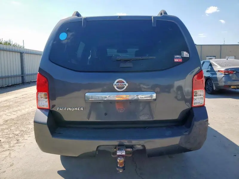 2011 NISSAN PATHFINDER