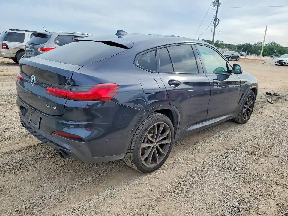 2021 BMW X4   