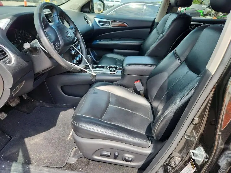 2015 NISSAN PATHFINDER SL  