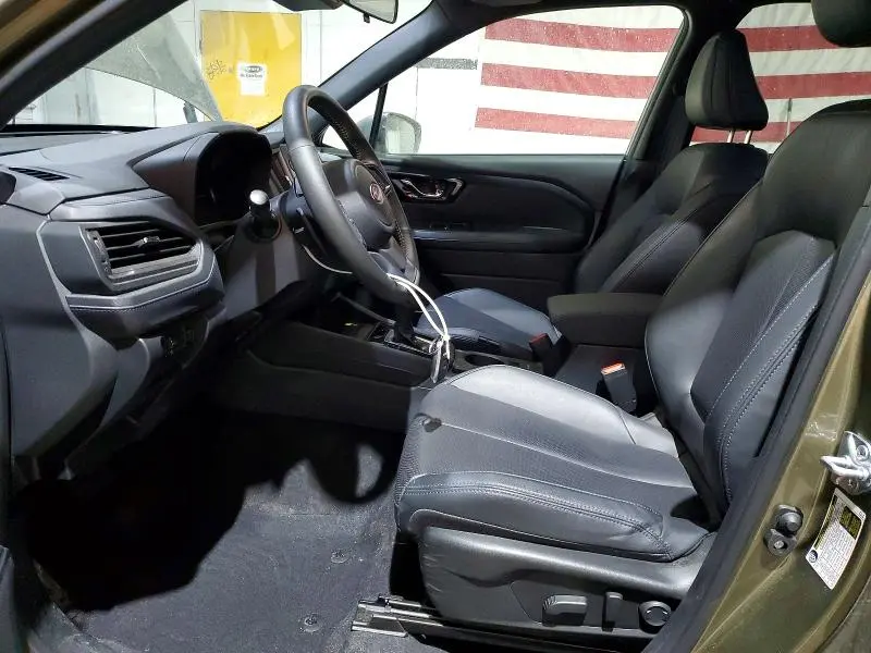 2025 SUBARU FORESTER LIMITED  