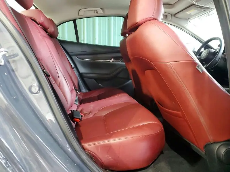 2024 MAZDA 3 PREFERRED  