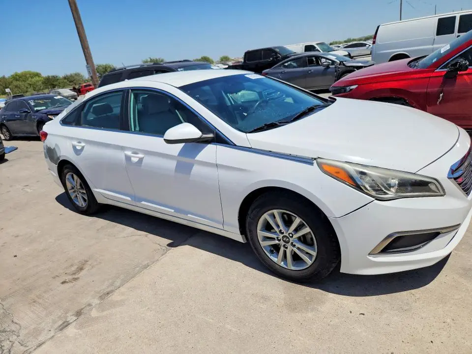 2016 HYUNDAI SONATA SE  