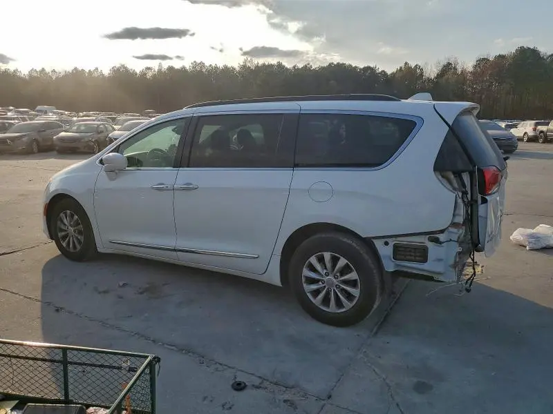 2017 CHRYSLER PACIFICA TOURING L  