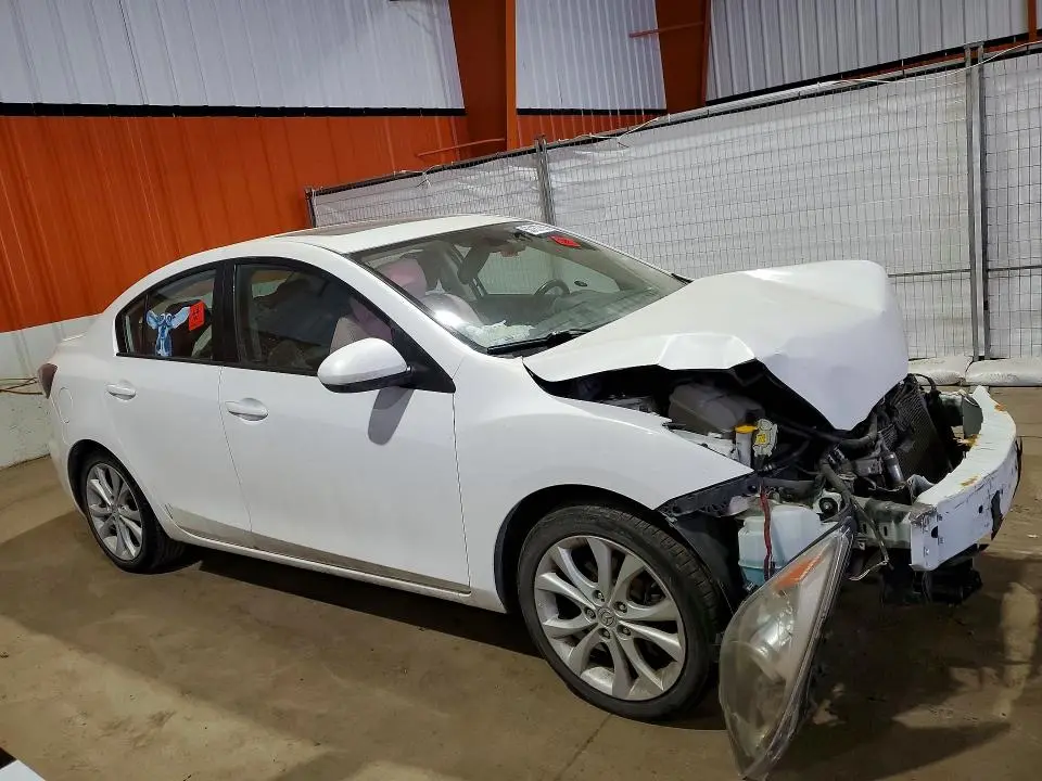 2011 MAZDA 3 S  