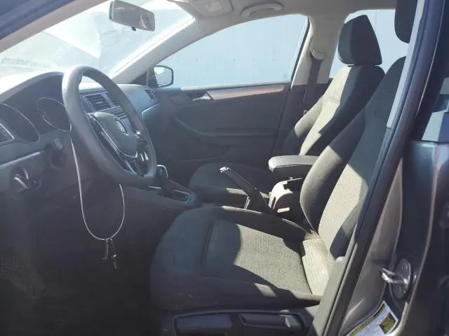 2016 VOLKSWAGEN JETTA SE  