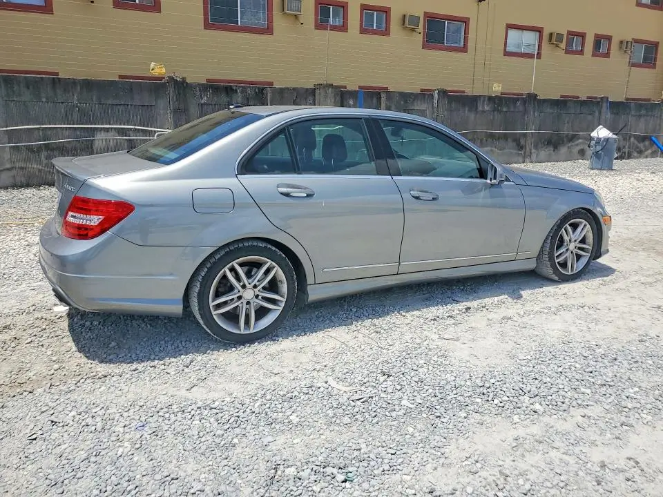 2013 MERCEDES-BENZ C 300 4MATIC  