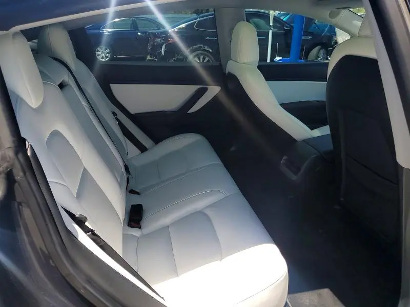 2019 TESLA MODEL 3   