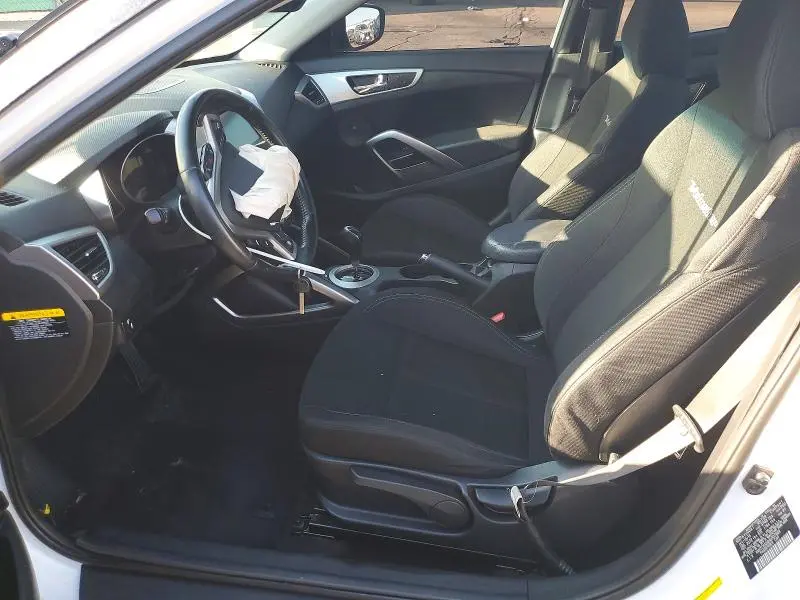 2017 HYUNDAI VELOSTER BASE  