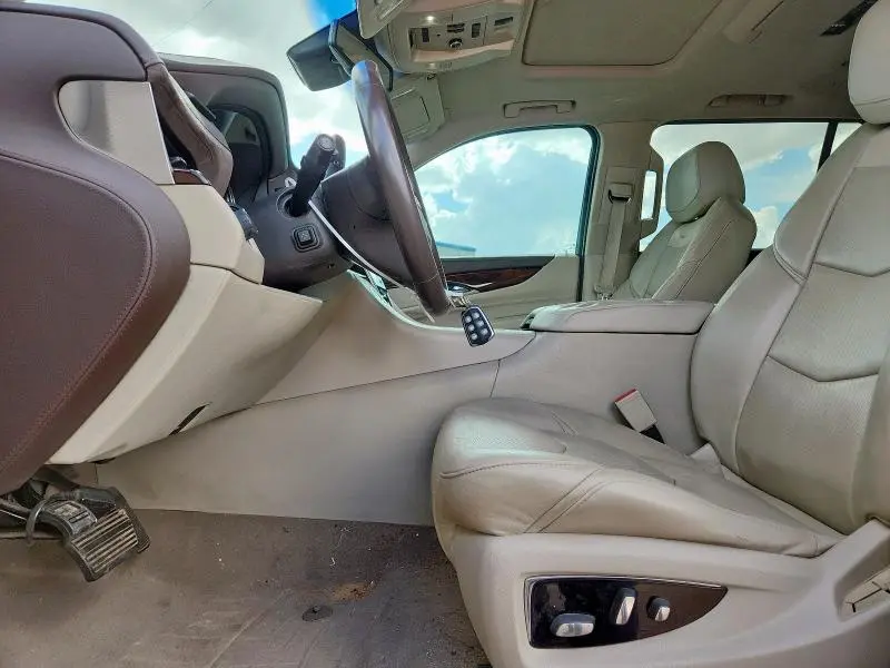 2016 CADILLAC ESCALADE ESV LUXURY  