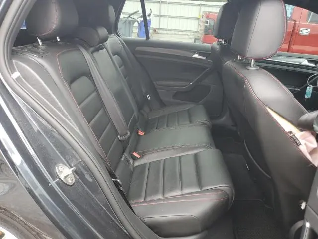 2018 VOLKSWAGEN GTI S/SE  