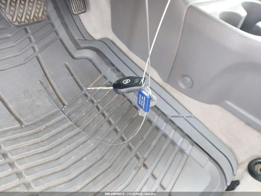 2014 NISSAN VERSA 1.6 SV