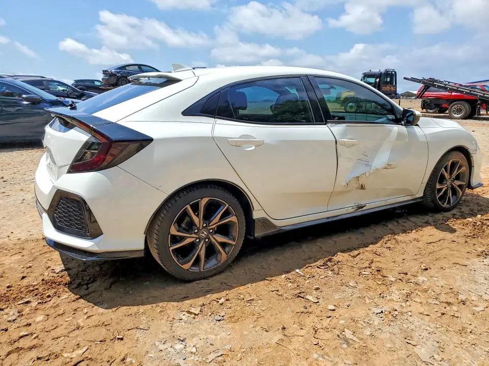 2018 HONDA CIVIC SPORT  