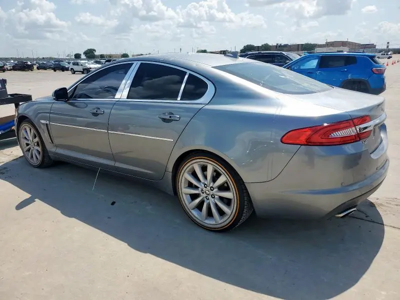 2013 JAGUAR XF   