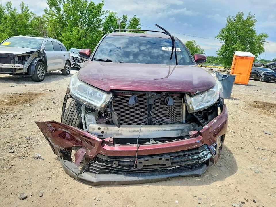 2019 TOYOTA HIGHLANDER LE PLUS  