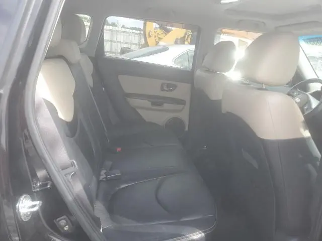 2012 KIA SOUL +  