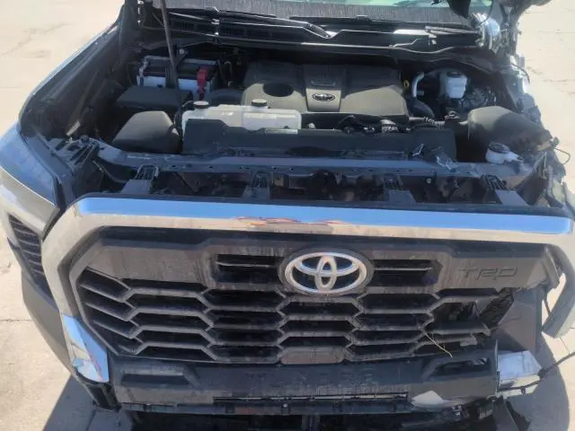 2023 TOYOTA TUNDRA DOUBLE CAB SR  