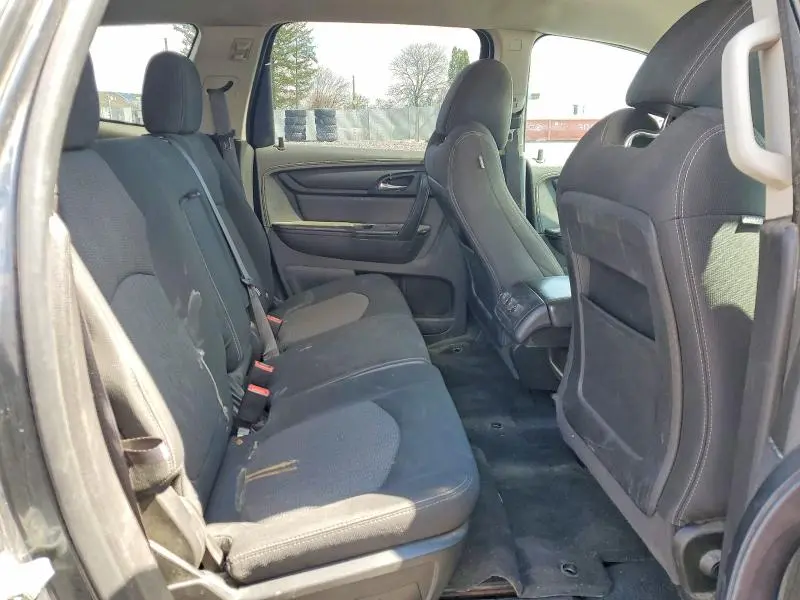 2013 CHEVROLET TRAVERSE LT  
