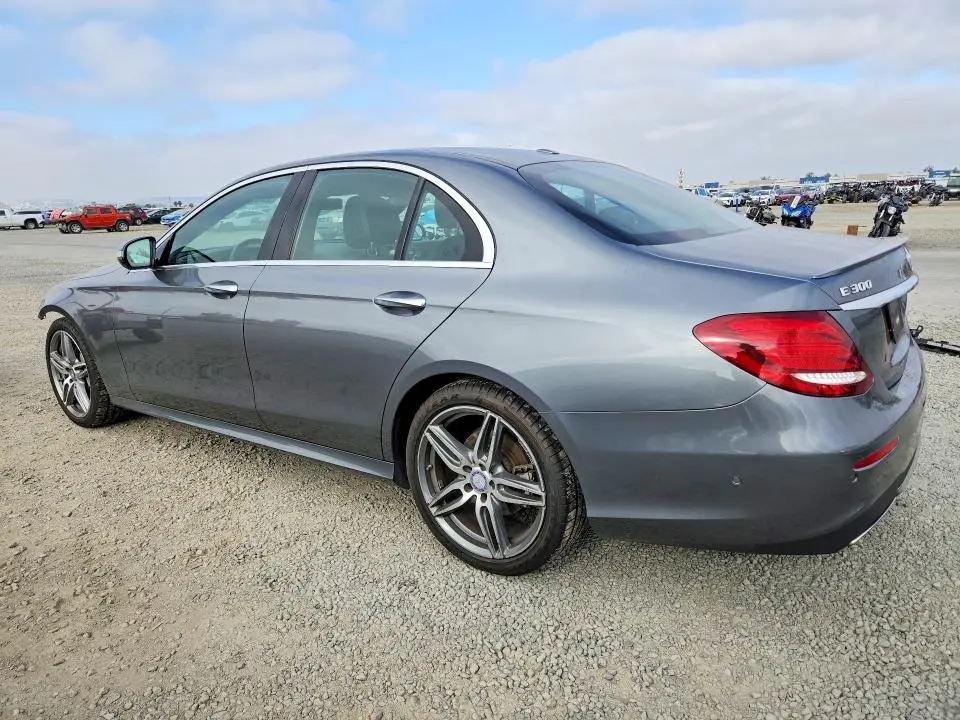 2017 MERCEDES-BENZ E 300  