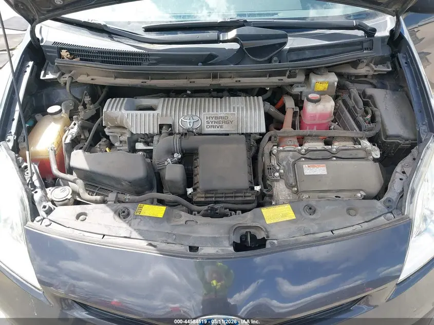 2014 TOYOTA PRIUS THREE