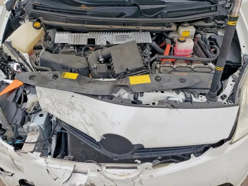 2013 TOYOTA PRIUS TWO  