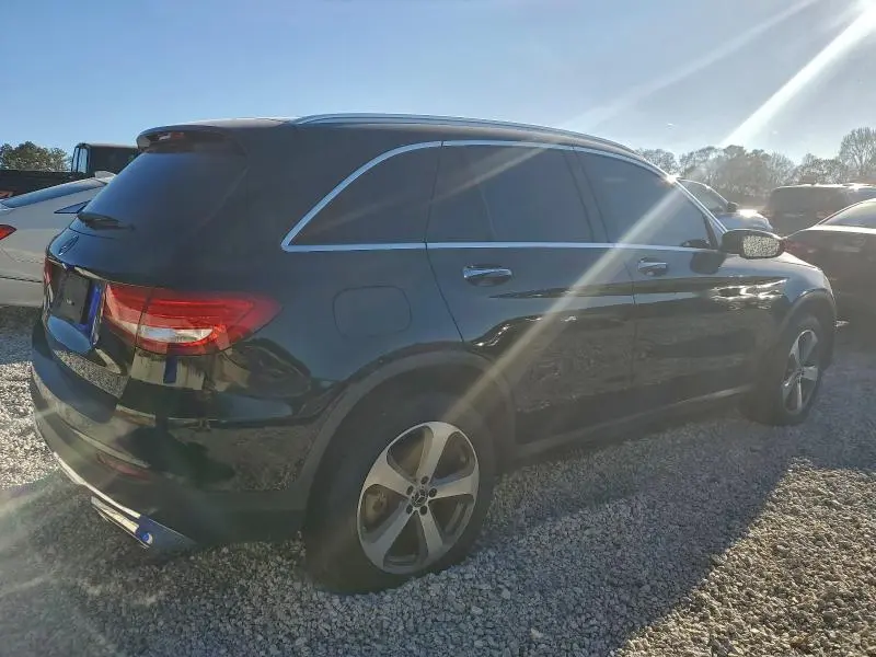 2019 MERCEDES-BENZ GLC 300  