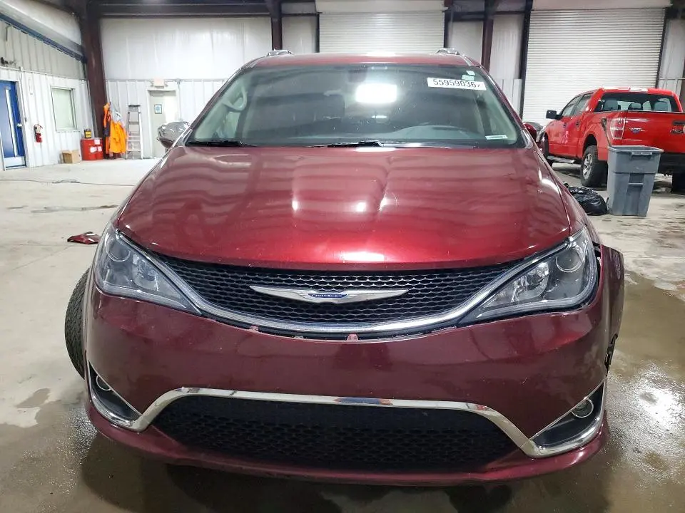 2018 CHRYSLER PACIFICA LIMITED  