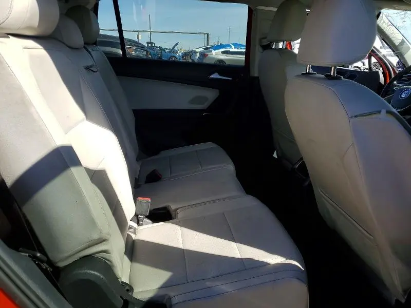 2018 VOLKSWAGEN TIGUAN SE  