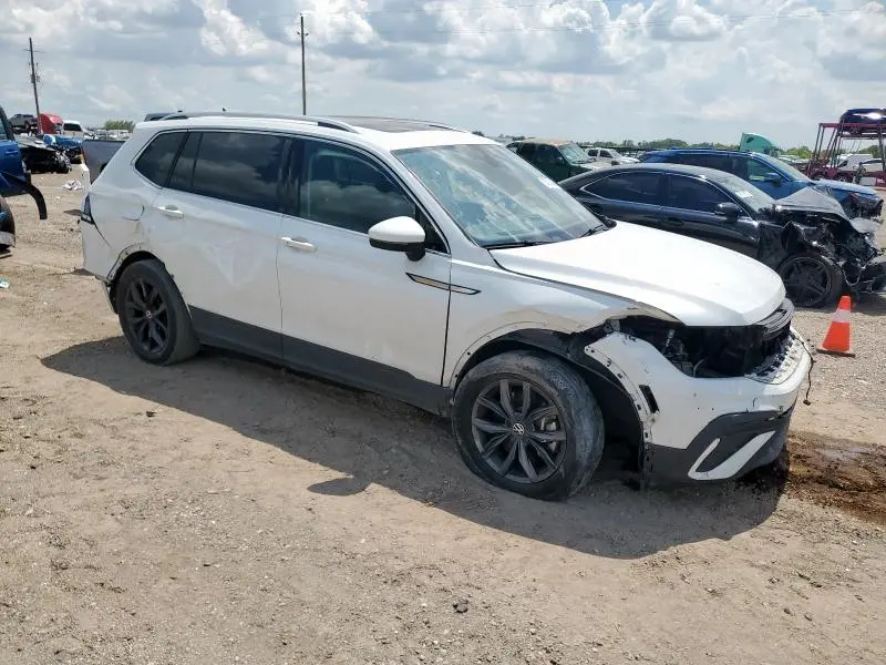 2023 VOLKSWAGEN TIGUAN SE  