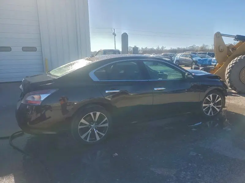 2014 NISSAN MAXIMA S  