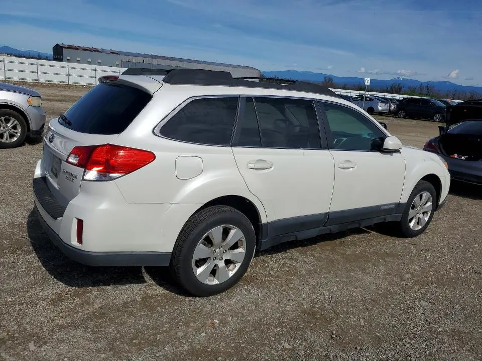 2011 SUBARU OUTBACK 2.5I PREMIUM  