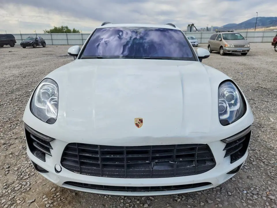 2015 PORSCHE MACAN S  