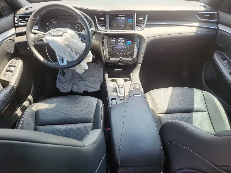 2022 INFINITI QX50 LUXE  