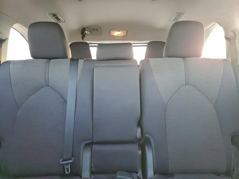 2023 TOYOTA HIGHLANDER HYBRID LE  