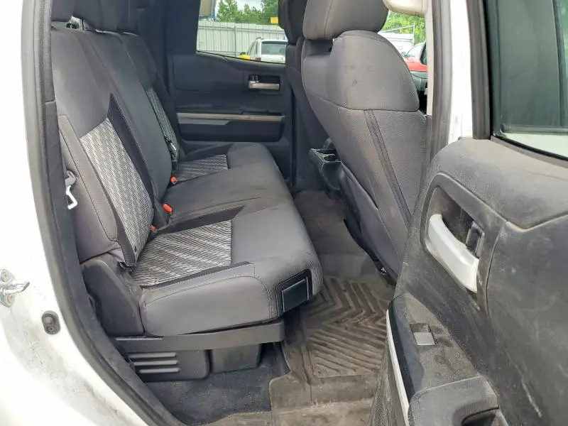 2021 TOYOTA TUNDRA SR5  