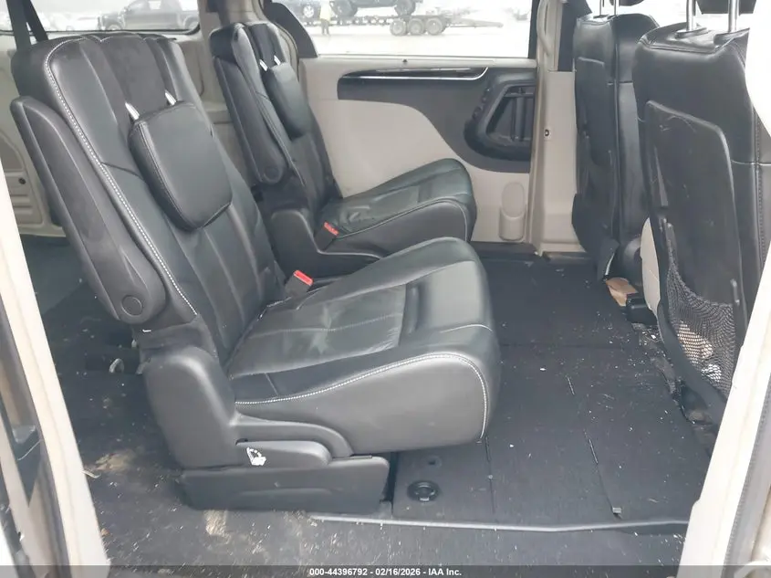 2015 CHRYSLER TOWN & COUNTRY LIMITED PLATINUM