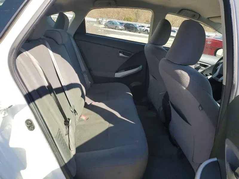 2013 TOYOTA PRIUS THREE  
