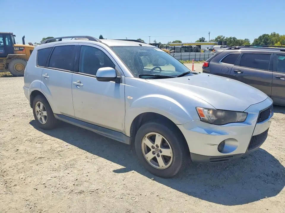 2010 MITSUBISHI OUTLANDER ES  