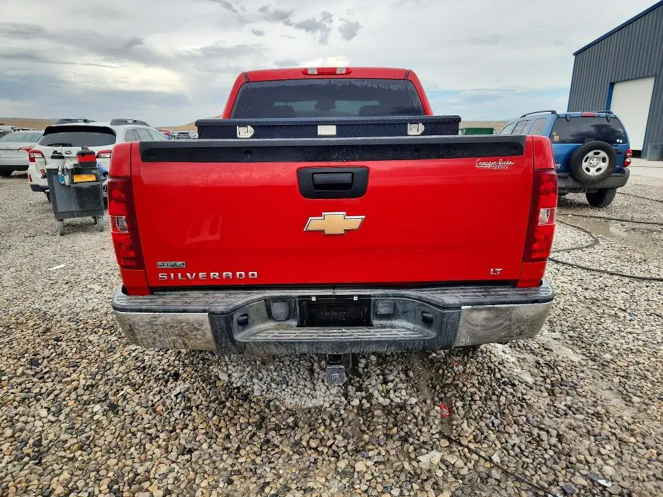 2011 CHEVROLET SILVERADO C1500 LT  