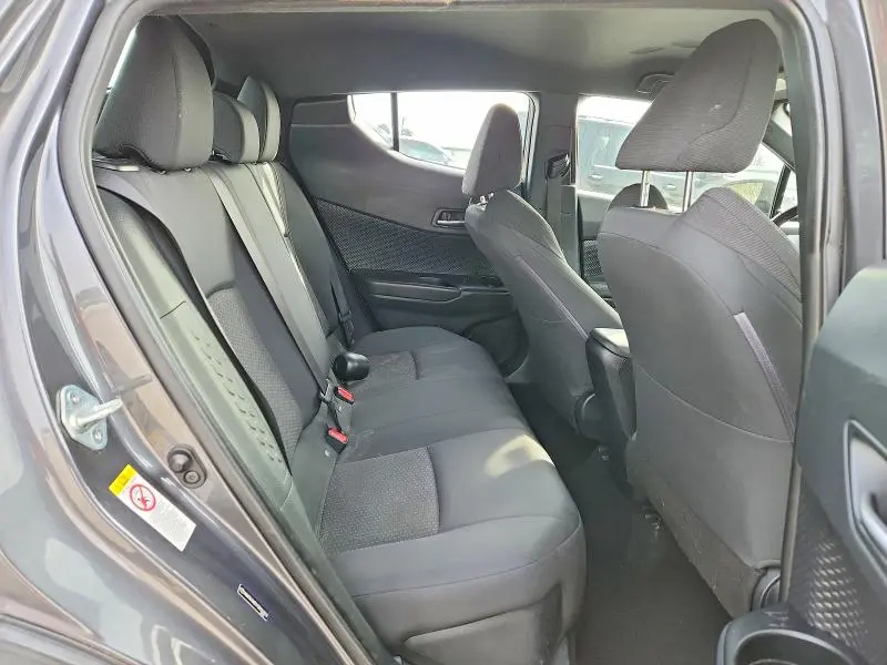 2018 TOYOTA C-HR XLE  