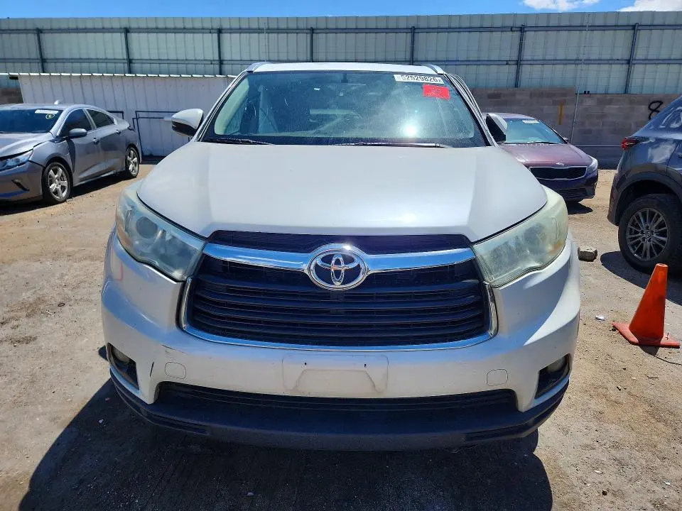 2015 TOYOTA HIGHLANDER XLE  
