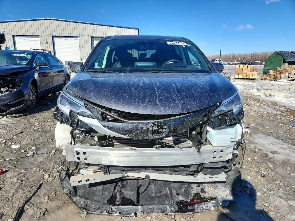 2023 TOYOTA SIENNA LIMITED  